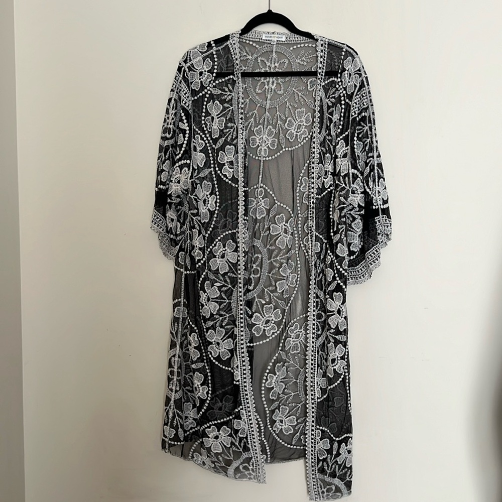 Woven Heart Floral Lace Black Long Kimono One Size
